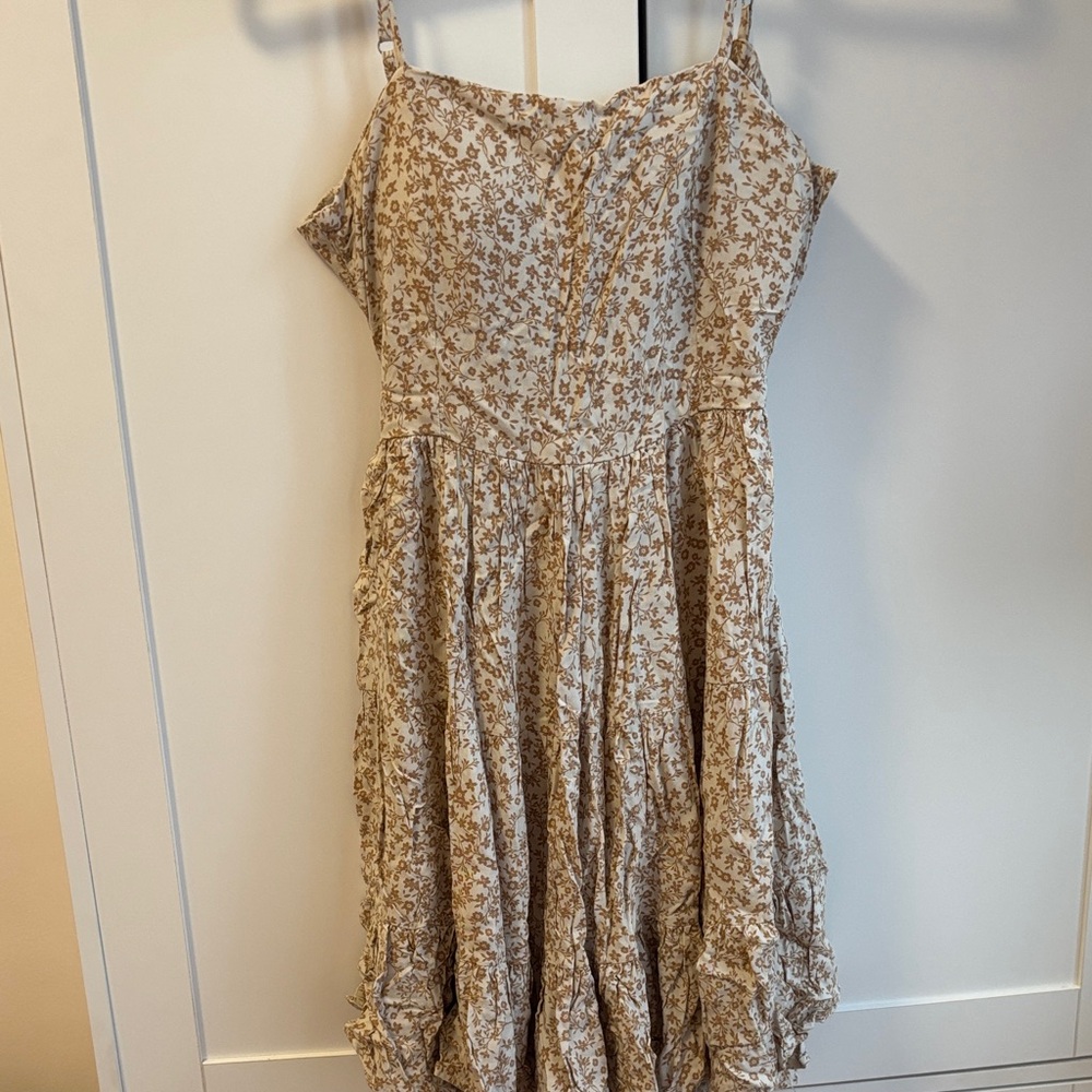 Streetwear Society Tan Floral Dress